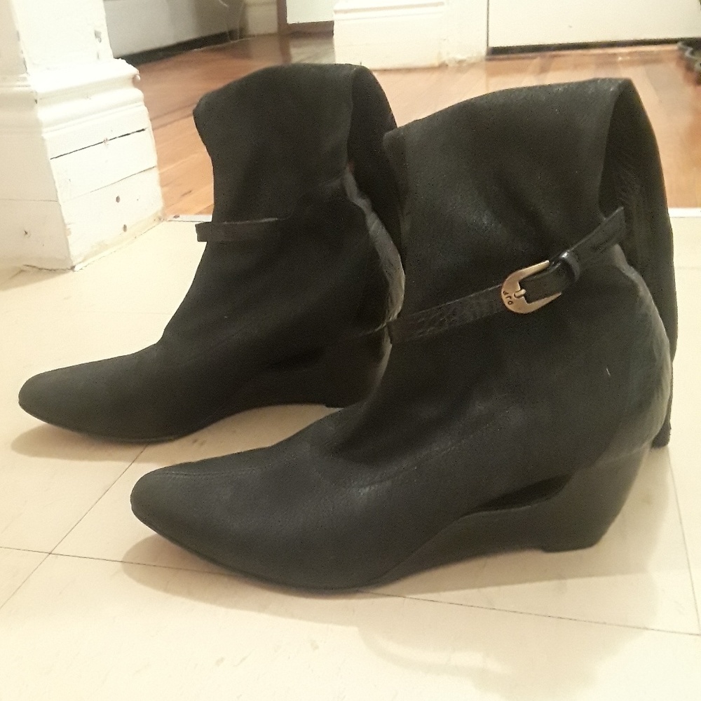 Women's boots
